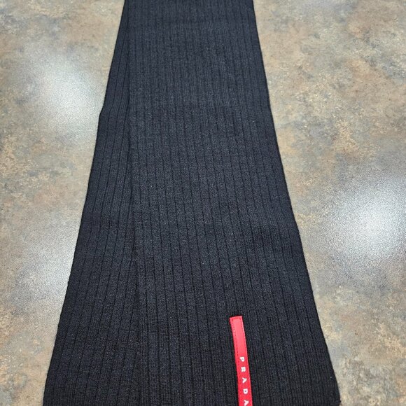 New PRADA ribbed scarf - Picture 1 of 2